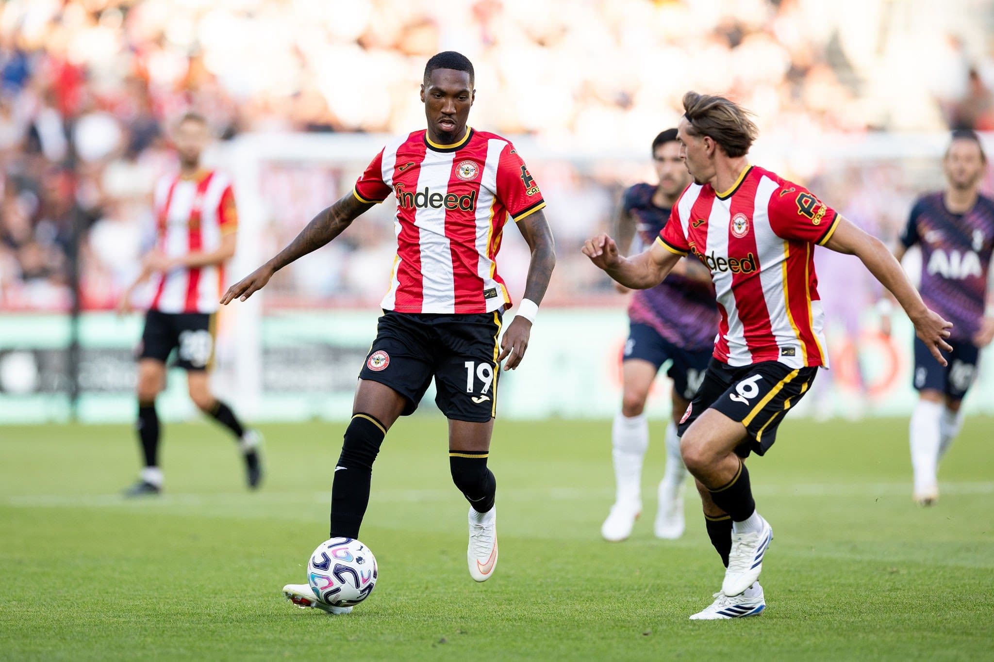 Brentford Demolishes Chelsea in Friday Night Football Thriller